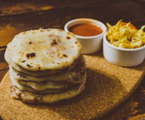 En El Salvador se han entregado más de 133 mil pupusas mediante la app de Uber Eats