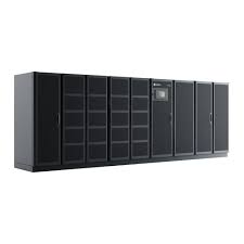 Vertiv presenta la nueva generación de UPS para satisfacer la demanda de alimentación de la IA de una alta capacidad y una alta disponibilidad en implementaciones prefabricadas y de salas en todas las regiones del mundo El UPS Vertiv™ Trinergy™ también se encuentra disponible como componente de la nueva